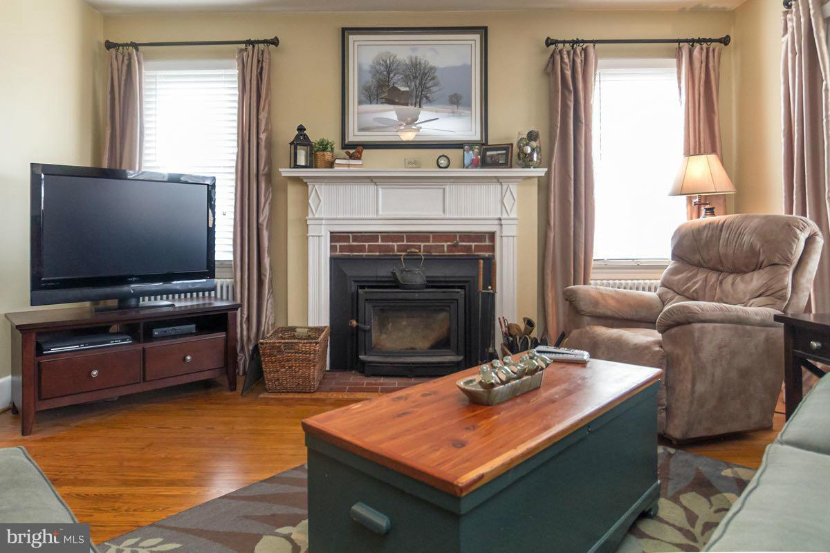 3758 Black Rock Road Upperco, MD 21155 - Photo 16 of 30 Large living rm w/natural light
