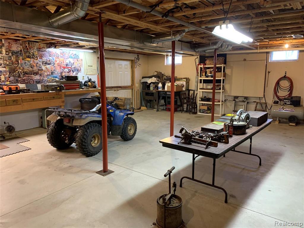 2401 West Snover Road Mayville, MI 48744 - Photo 36 of 48 Gallery Image 36