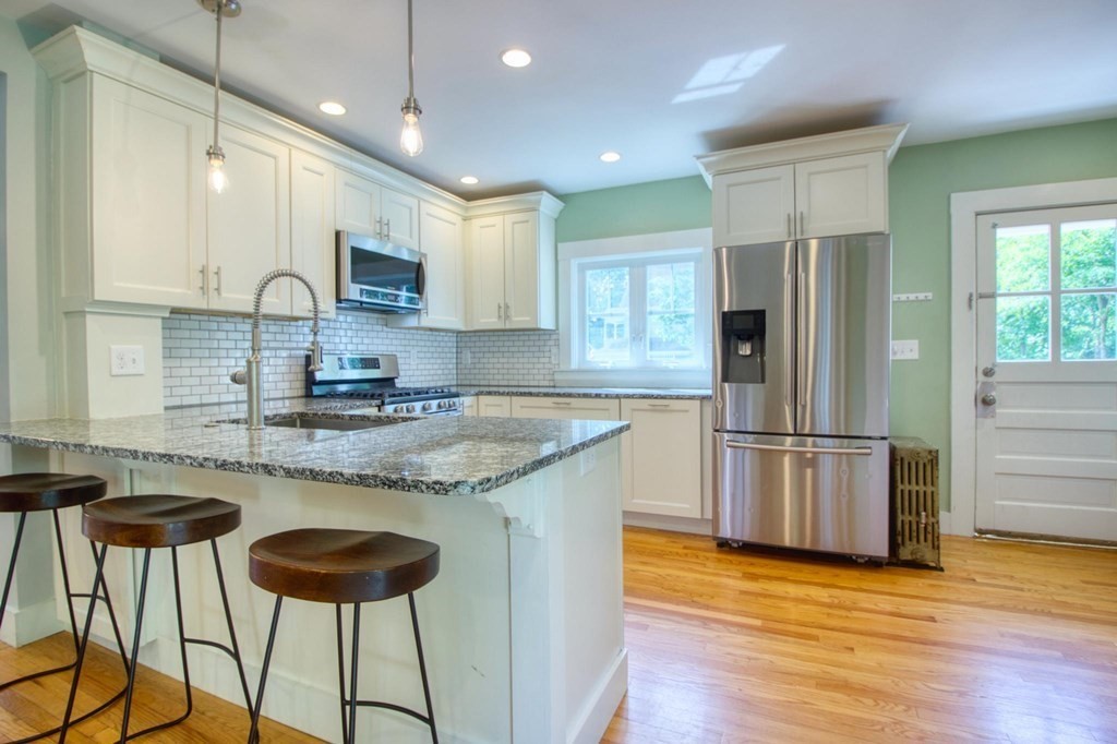 5 Leonard Street Foxboro, MA 02035 - Photo 12 of 28