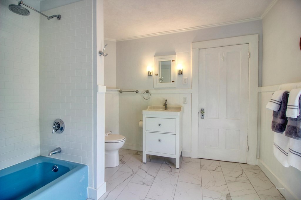5 Leonard Street Foxboro, MA 02035 - Photo 16 of 28