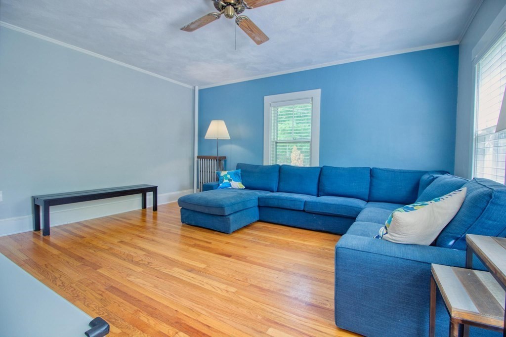 5 Leonard Street Foxboro, MA 02035 - Photo 3 of 28