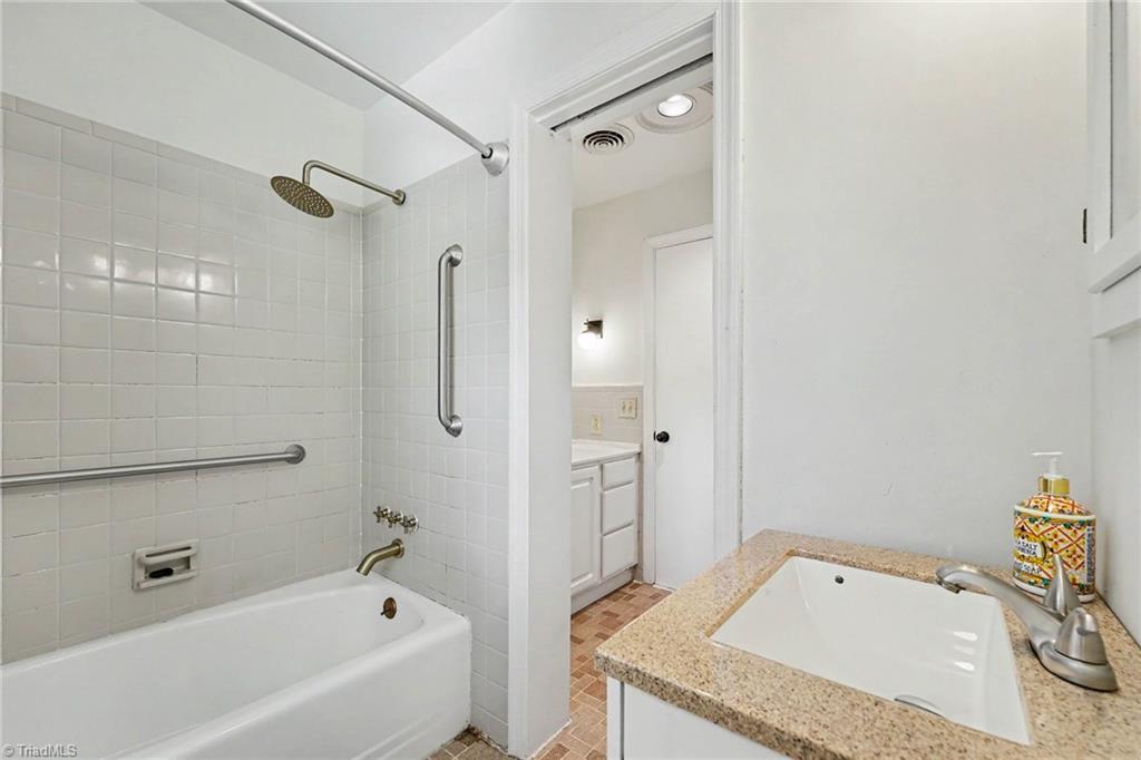 2941 Good Hope Road Winston-Salem, NC 27106 - Photo 21 of 50 Main floor Bath with pocket door separating Primary BR and Hallway!