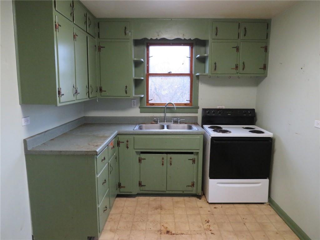 3028 Leechburg Road Lower Burrell, PA 15068 - Photo 20 of 38