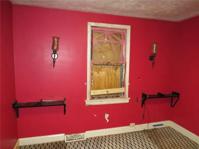 $69,900 | 3028 Leechburg Road, Lower Burrell, PA 15068