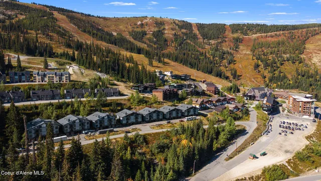 $1,385,000 | 155 Crystal Springs Road, Unit 401, Sandpoint, ID 83864