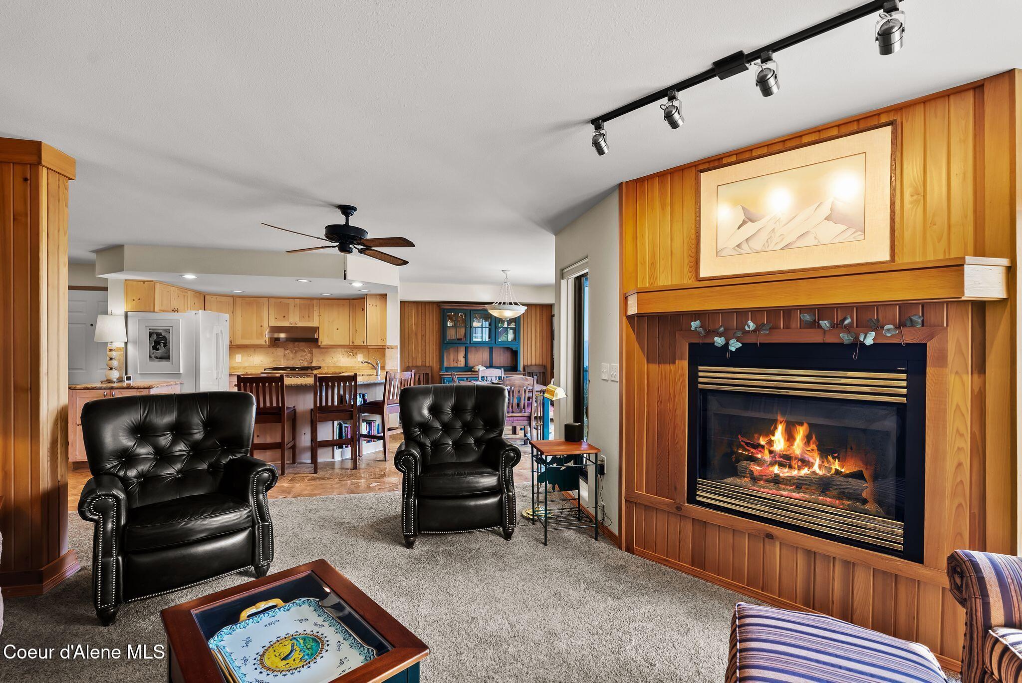 155 Crystal Springs Road, Unit 401 Sandpoint, ID 83864 - Photo 5 of 37 6_DSC03427