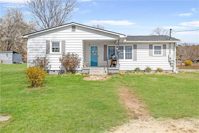 $163,000 | 702 Buttermilk Road Southwest, Cave Spring, GA 30124