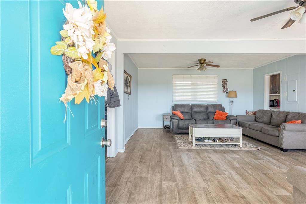 702 Buttermilk Road Southwest Cave Spring, GA 30124 - Photo 2 of 22