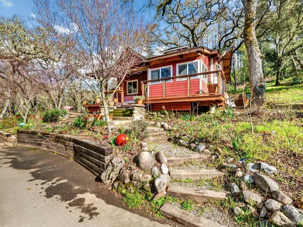 $2,100,000 | 11641 Highway 128, Healdsburg, CA 95448