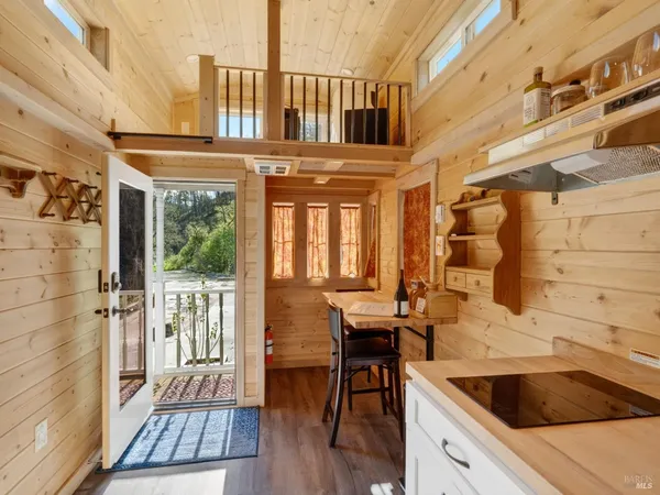 $2,100,000 | 11641 Highway 128, Healdsburg, CA 95448