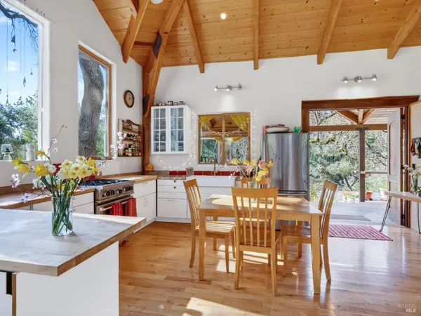 $2,100,000 | 11641 Highway 128, Healdsburg, CA 95448