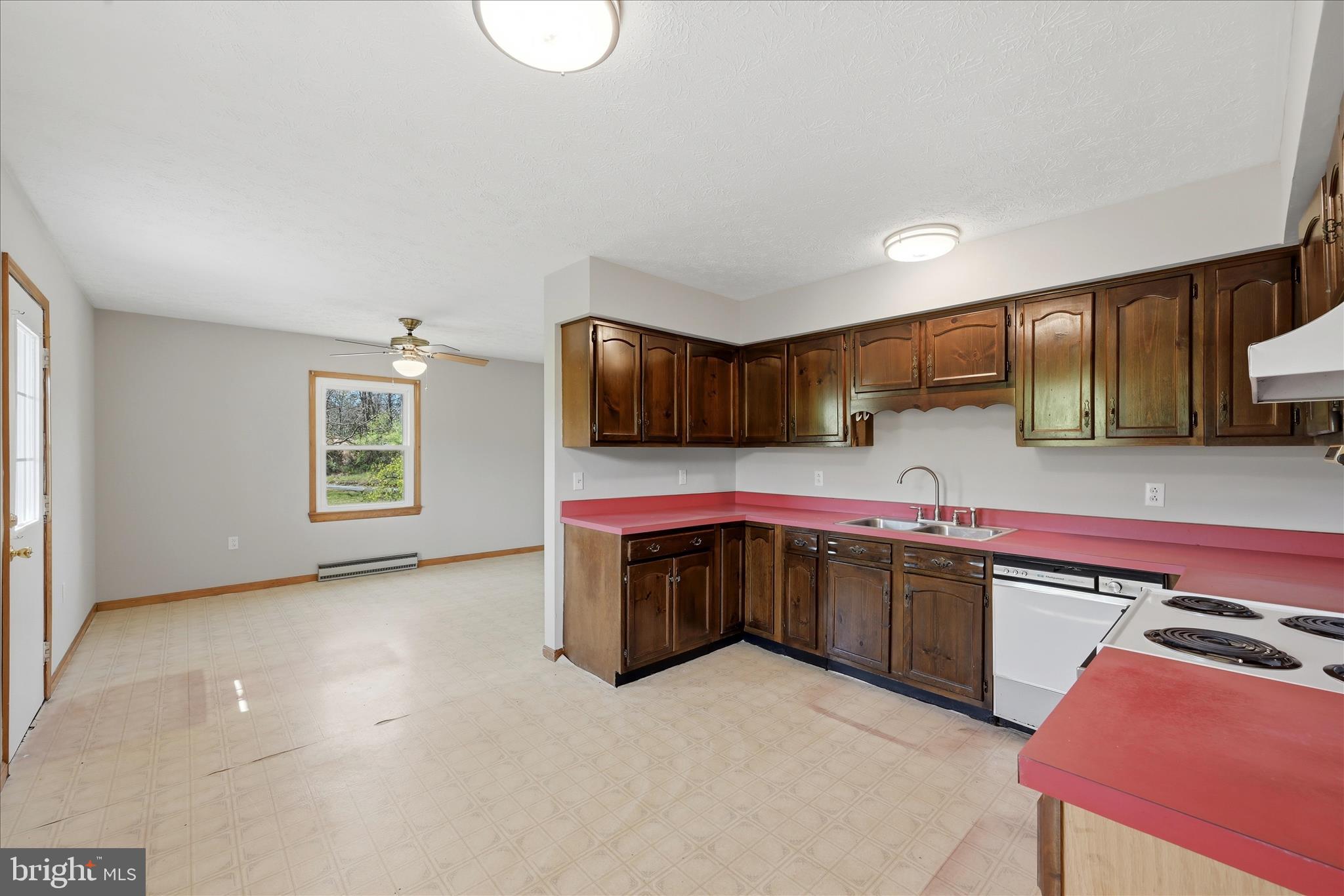 2879 Christian Church Road High View, WV 26808 - Photo 23 of 106 Kitchen
