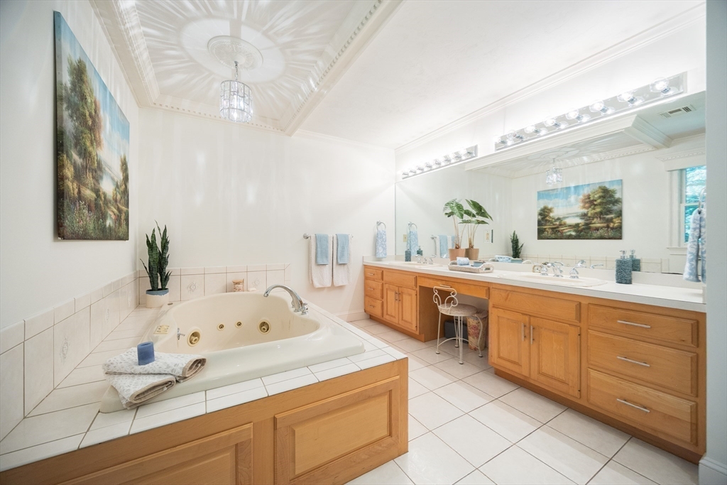 25 Steeplechase Lane Canton, MA 02021 - Photo 17 of 36