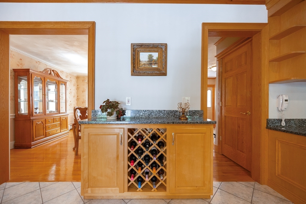 25 Steeplechase Lane Canton, MA 02021 - Photo 5 of 36