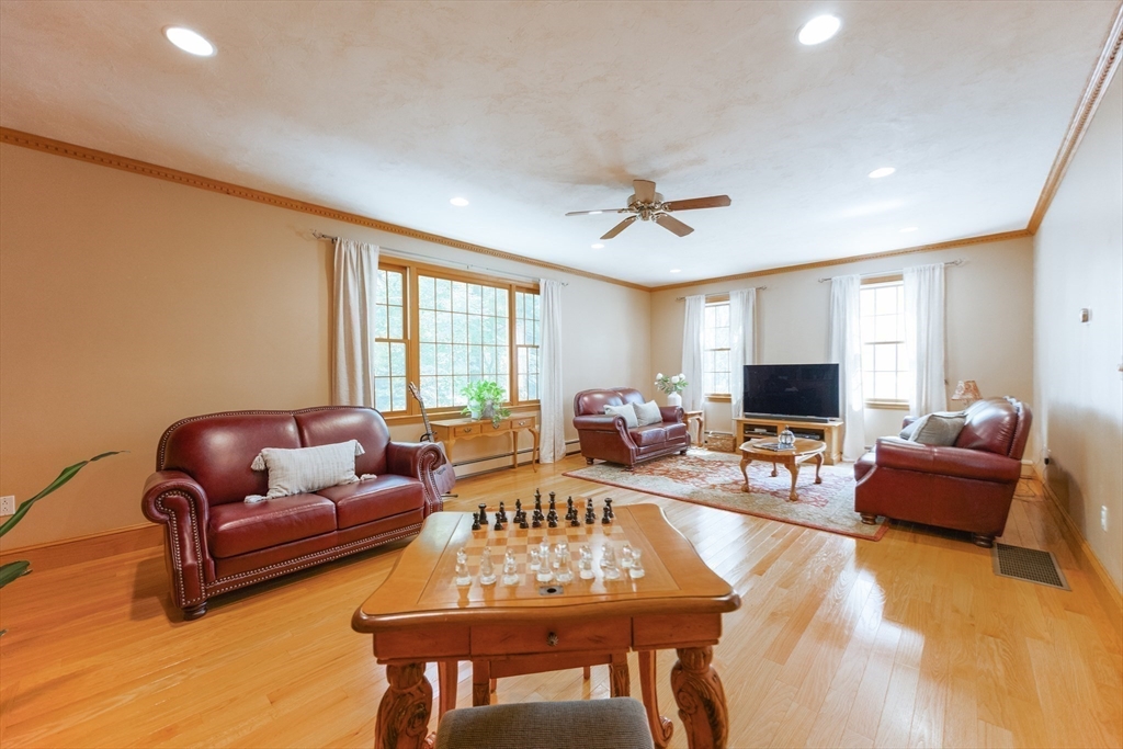 25 Steeplechase Lane Canton, MA 02021 - Photo 9 of 36