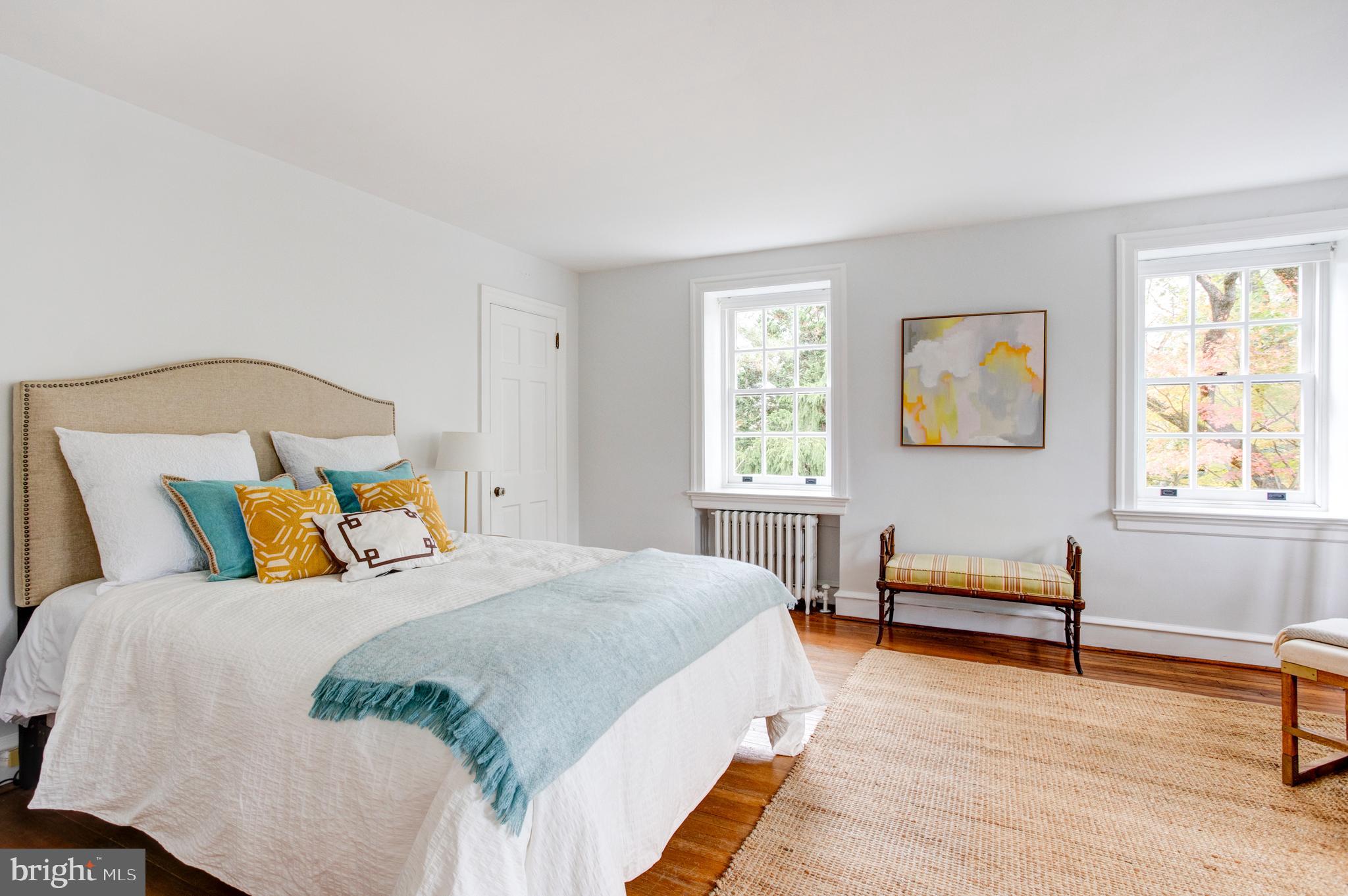 5 East Hampton Road Philadelphia, PA 19118 - Photo 17 of 32