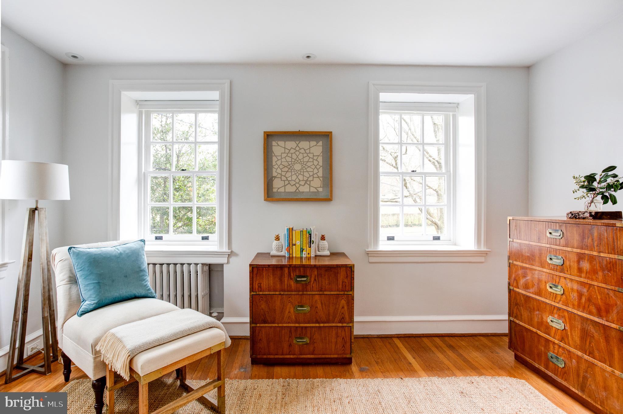 5 East Hampton Road Philadelphia, PA 19118 - Photo 19 of 32