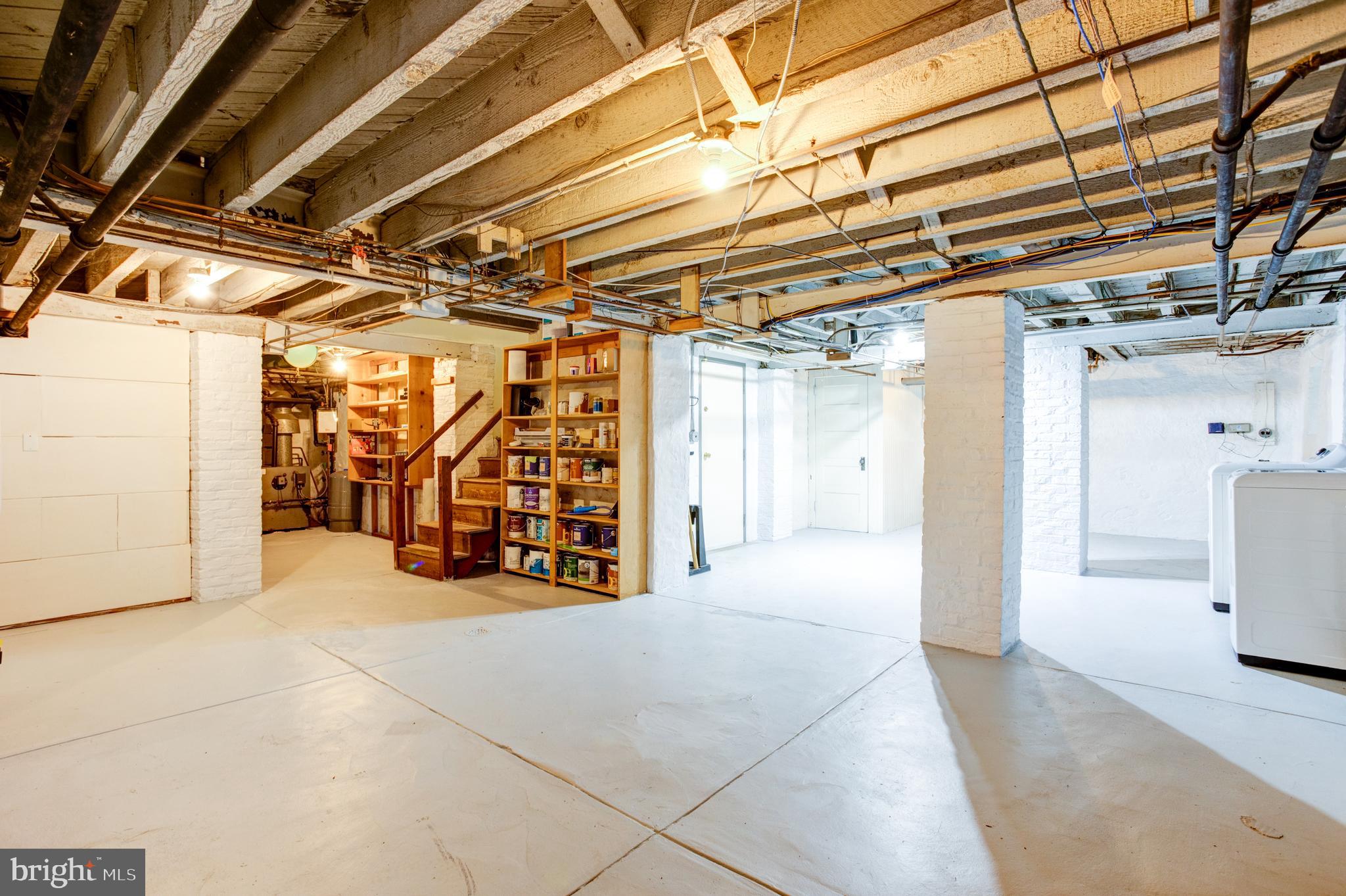 5 East Hampton Road Philadelphia, PA 19118 - Photo 30 of 32