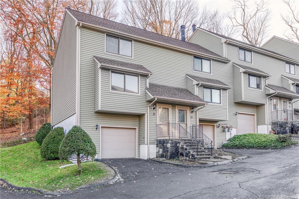 17 Coram Road, Unit 6F Shelton, CT 06484 - Photo 1 of 1