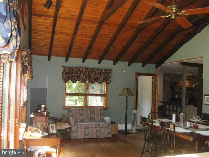 6845 Stump Road Pipersville, PA 18947 - Photo 4 of 16 Dining Room