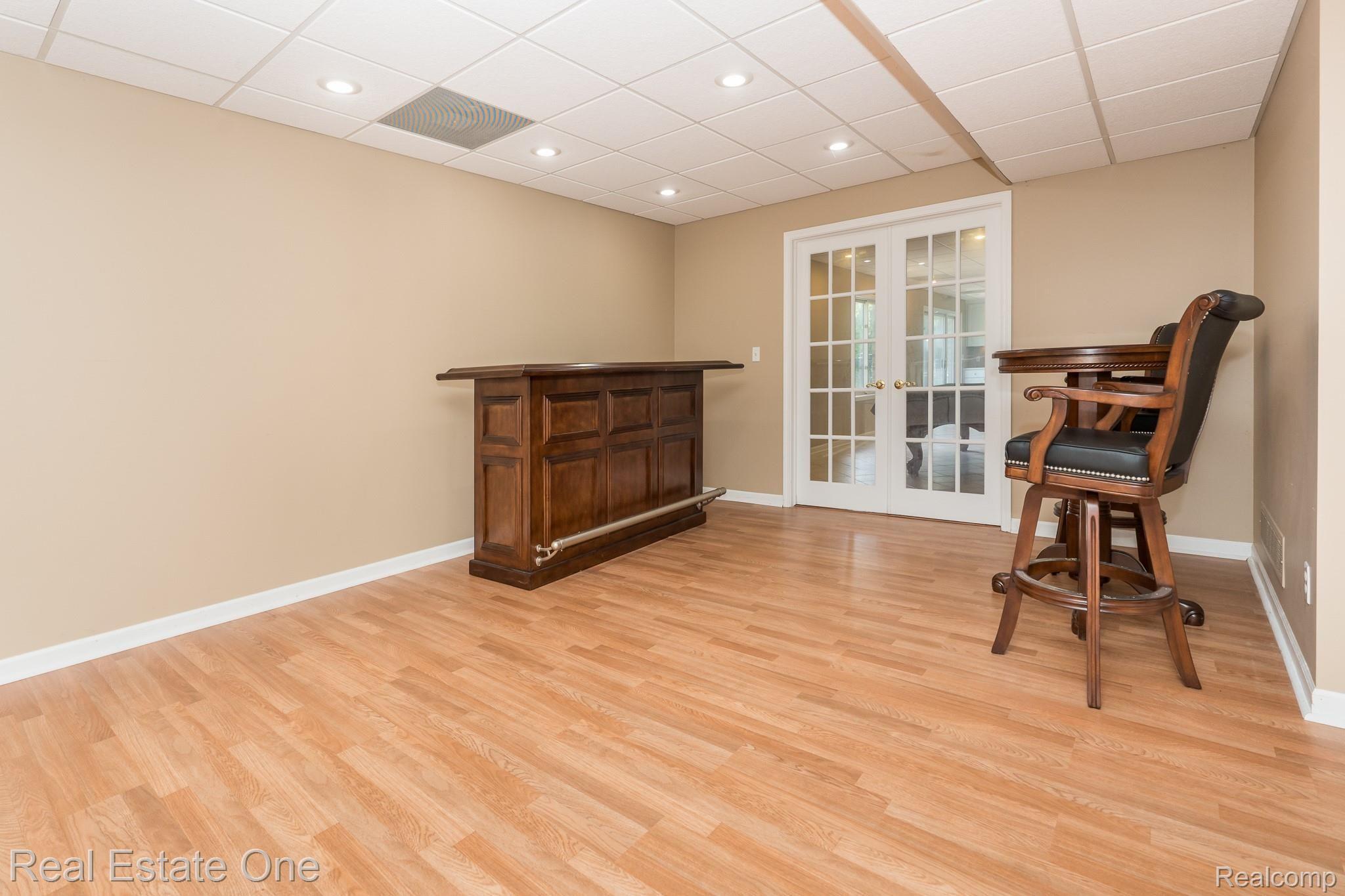 1784 Blue Grass Drive Rochester, MI 48306 - Photo 56 of 72 Blue Spruce MLS-W055.jpg