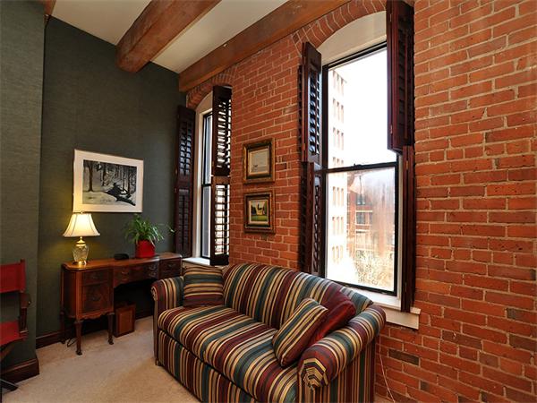 33 Sleeper Street, Unit 407 Boston, MA 02210 - Photo 8 of 17