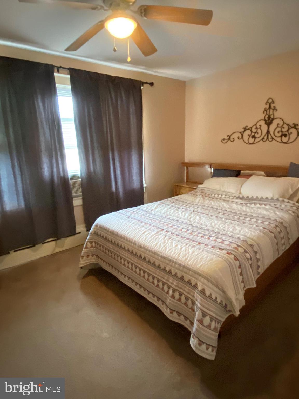 876 Pleasure Road Lancaster, PA 17601 - Photo 22 of 35 MASTER BEDROOM