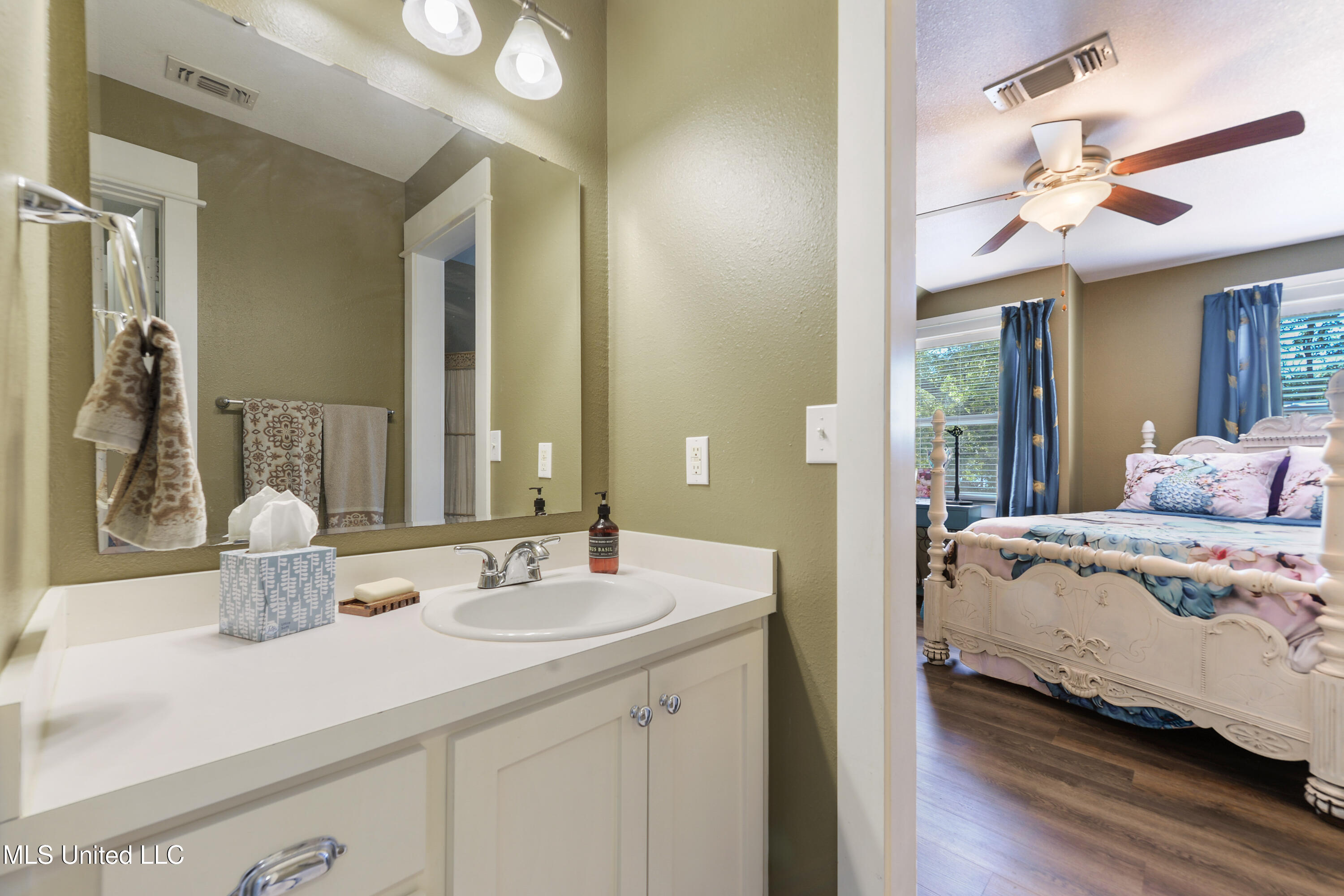 3100 Eagle Point Road Ocean Springs, MS 39564 - Photo 33 of 53 035 (1)