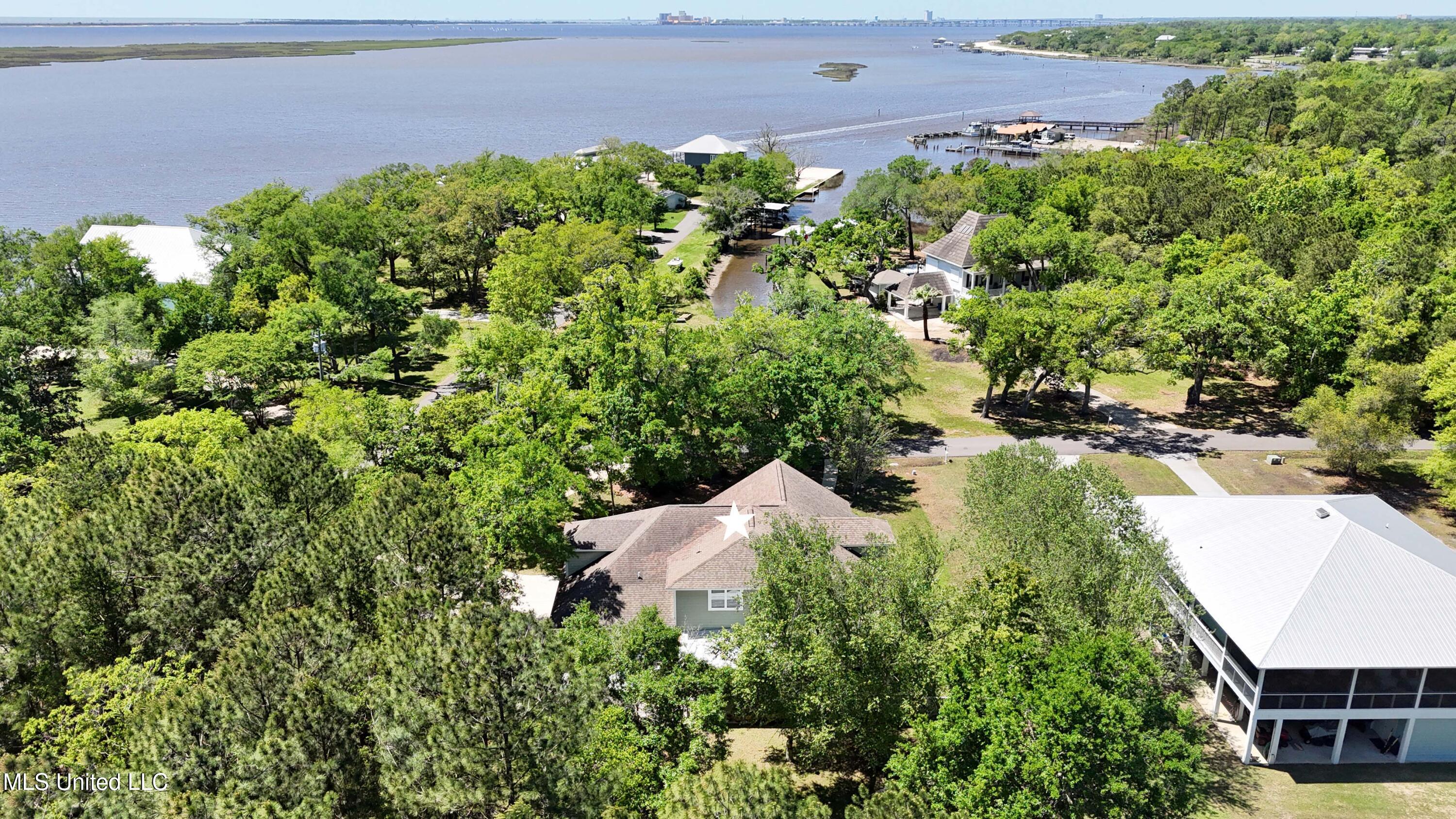 3100 Eagle Point Road Ocean Springs, MS 39564 - Photo 49 of 53 051 (1)