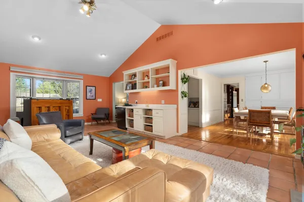 $579,900 | 1914 Eastwood Avenue, Janesville, WI 53545