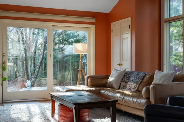 $579,900 | 1914 Eastwood Avenue, Janesville, WI 53545