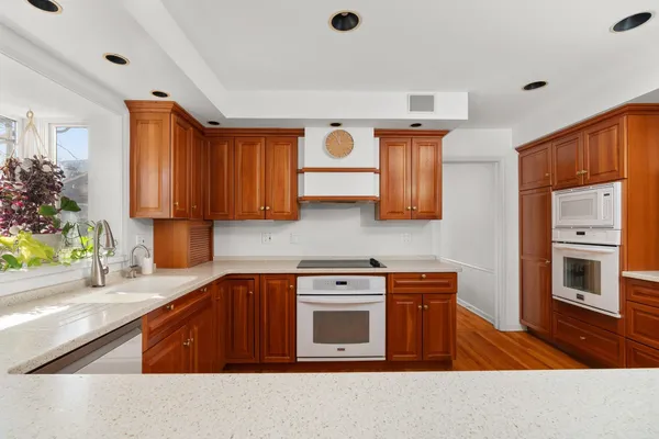 $579,900 | 1914 Eastwood Avenue, Janesville, WI 53545