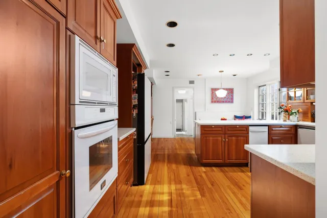 $579,900 | 1914 Eastwood Avenue, Janesville, WI 53545