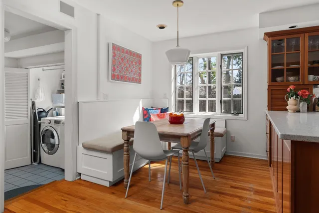 $579,900 | 1914 Eastwood Avenue, Janesville, WI 53545