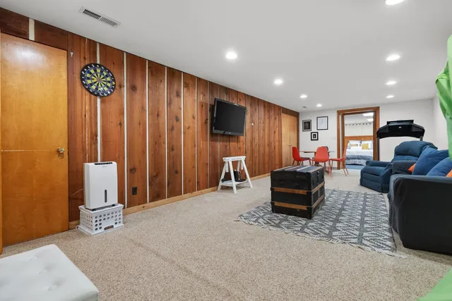 $579,900 | 1914 Eastwood Avenue, Janesville, WI 53545