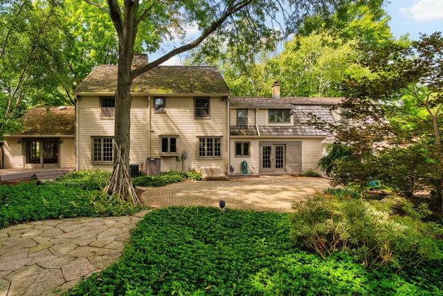 $579,900 | 1914 Eastwood Avenue, Janesville, WI 53545