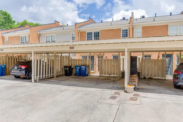 a car parked in front of a building