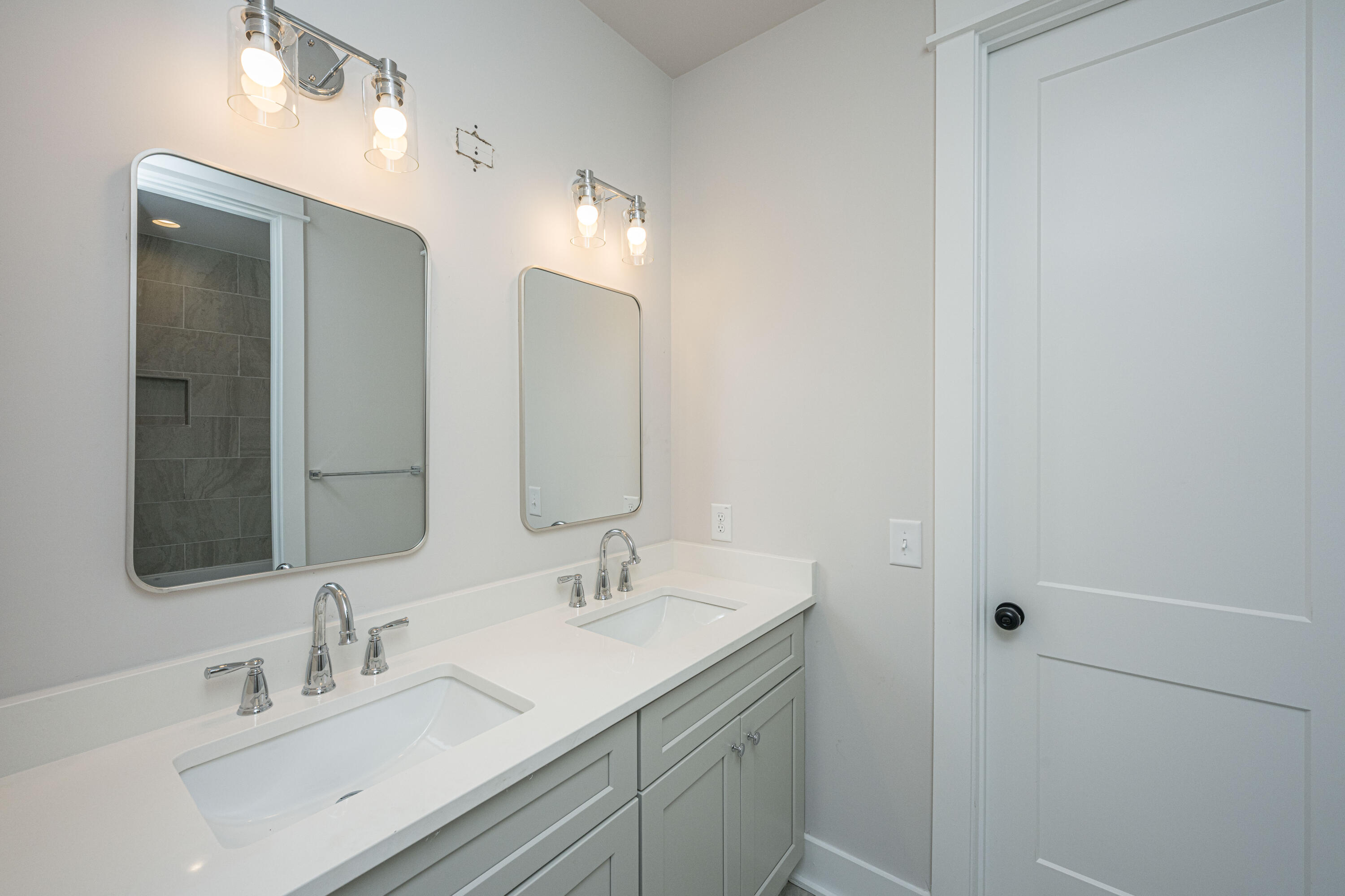 977 Bellas Lane Awendaw, SC 29429 - Photo 43 of 87 Jack and Jill bath