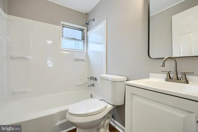 $225,000 | 2014 Larkhall Road, Dundalk, MD 21222