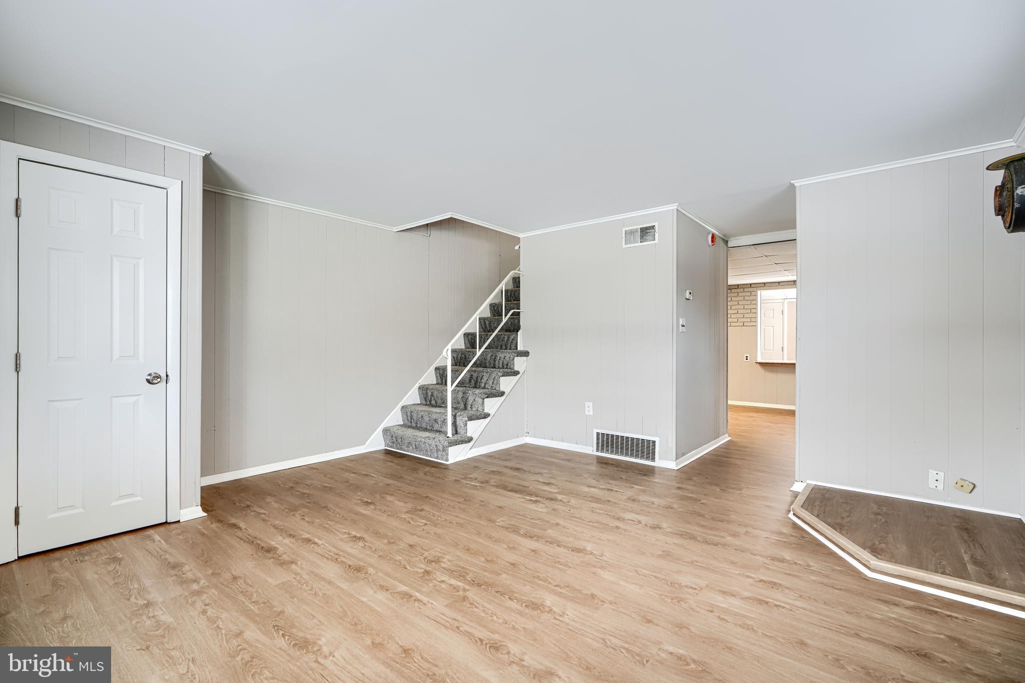 2014 Larkhall Road Dundalk, MD 21222 - Photo 6 of 44 a view of an empty room with closet and a window