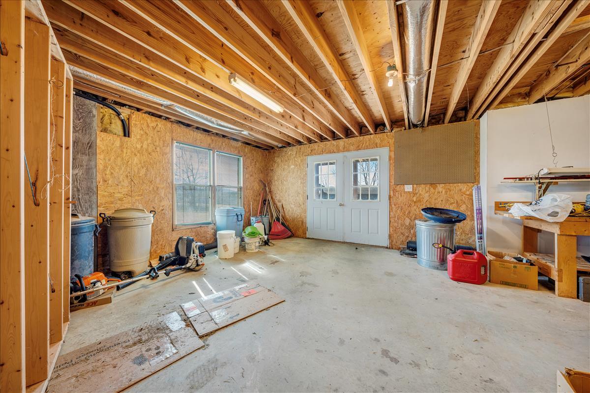 195 Wheatland Road Buchanan, VA 24066 - Photo 22 of 38 MIB05630