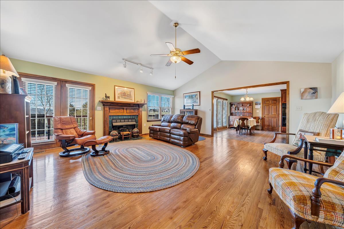 195 Wheatland Road Buchanan, VA 24066 - Photo 4 of 38 MIB05561 (2)