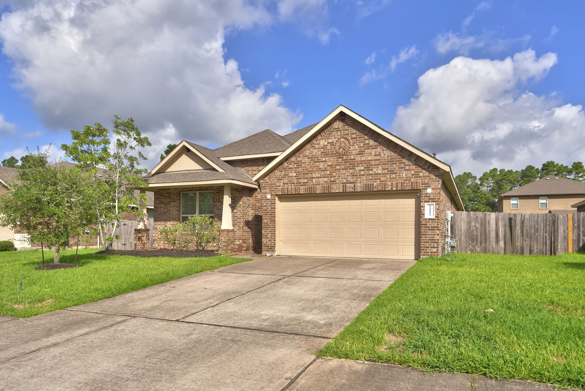 14015 Routt Forest Trail Conroe, TX 77384 - Photo 2 of 50 Gallery Image 2