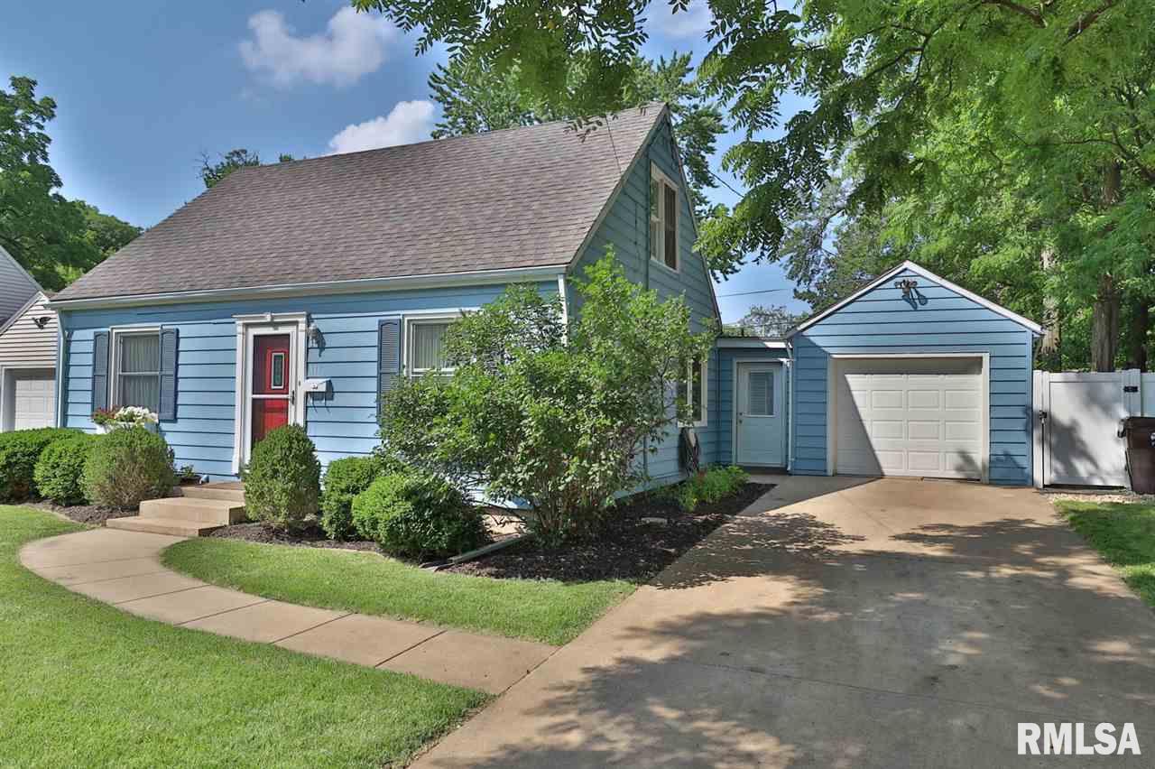 111 West Stonegate Road Peoria, IL 61614 - Photo 1 of 36 Gallery Image 1