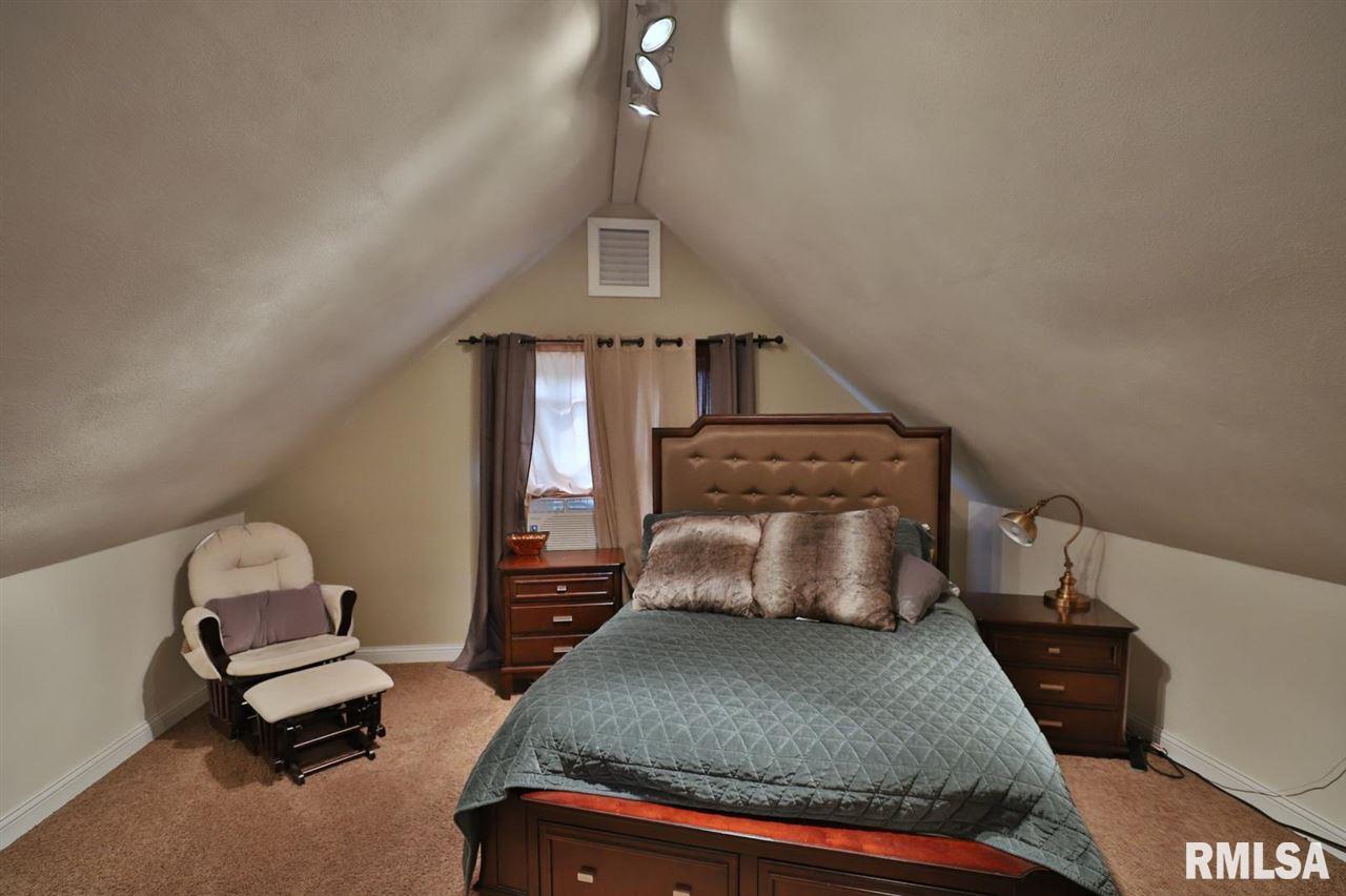 111 West Stonegate Road Peoria, IL 61614 - Photo 23 of 36 Gallery Image 23