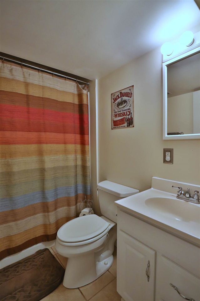 111 West Stonegate Road Peoria, IL 61614 - Photo 30 of 36 Gallery Image 30