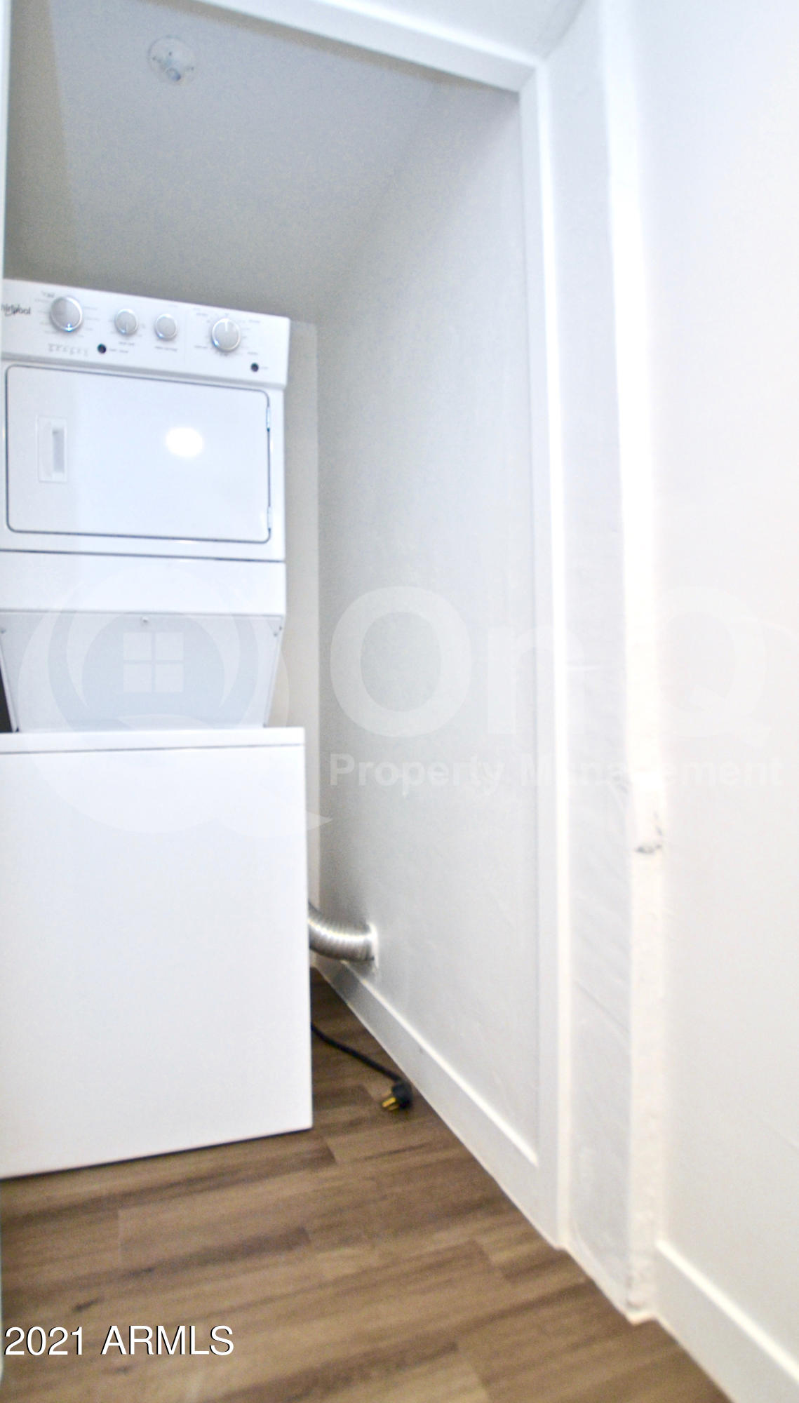 1202 East Kaler Drive, Unit 1 Phoenix, AZ 85020 - Photo 5 of 16 a view of utility room
