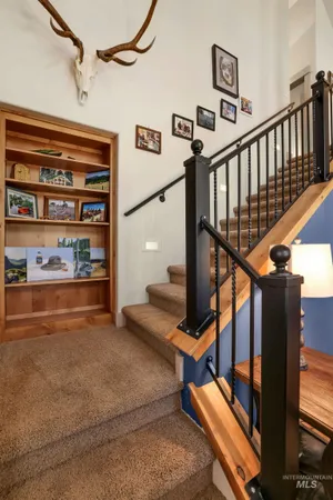 $925,000 | 136 Paradise Lane, Donnelly, ID 83615