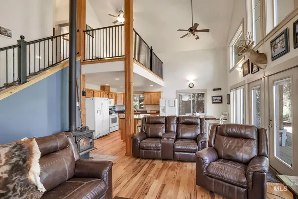 $925,000 | 136 Paradise Lane, Donnelly, ID 83615