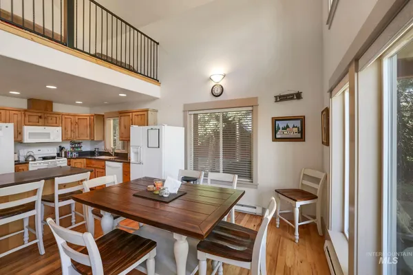 $925,000 | 136 Paradise Lane, Donnelly, ID 83615